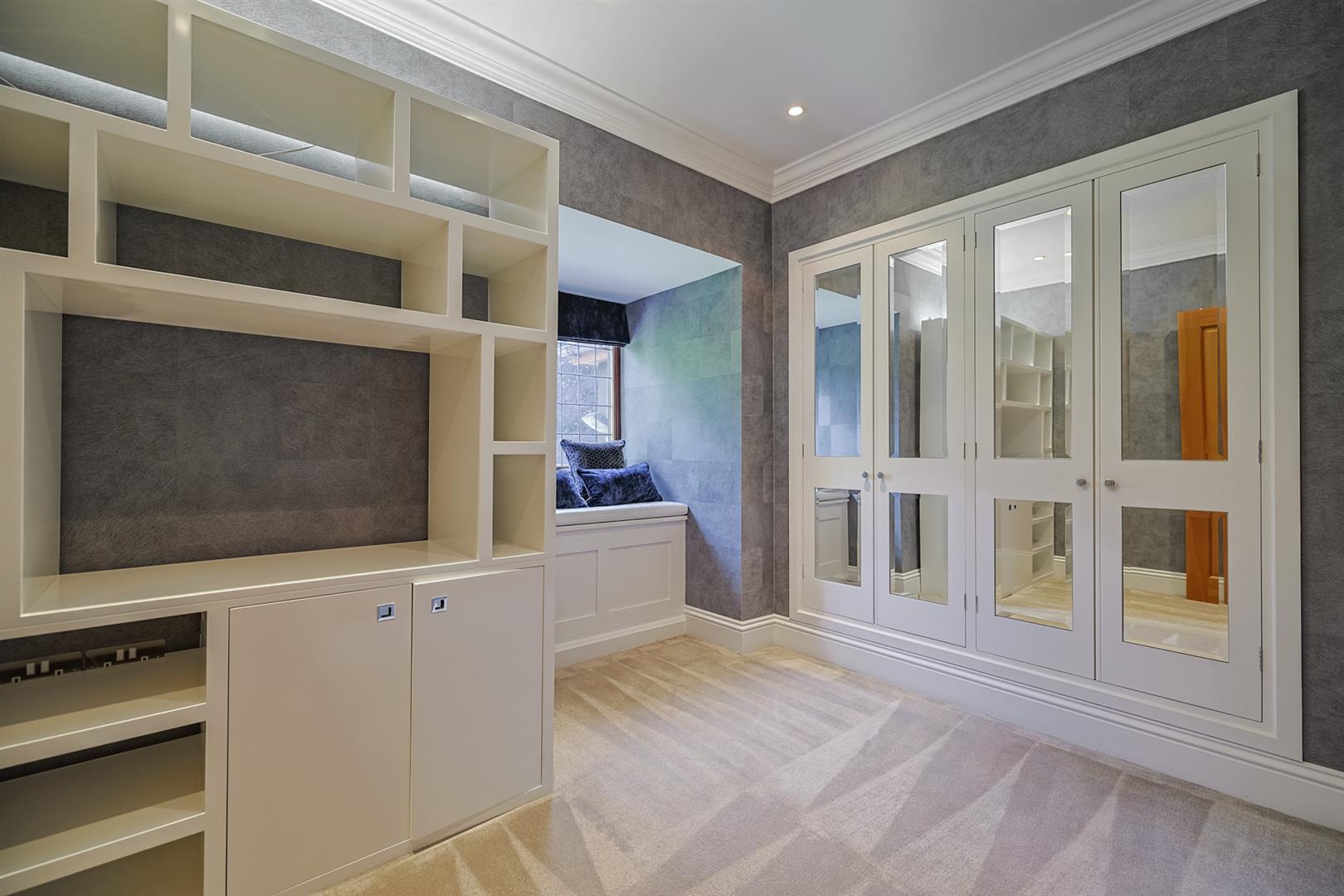 325 Gower Road, Killay, Swansea, SA2 7AE